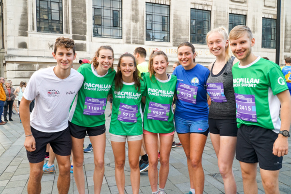 Runners of the Sheffield Half Marathon